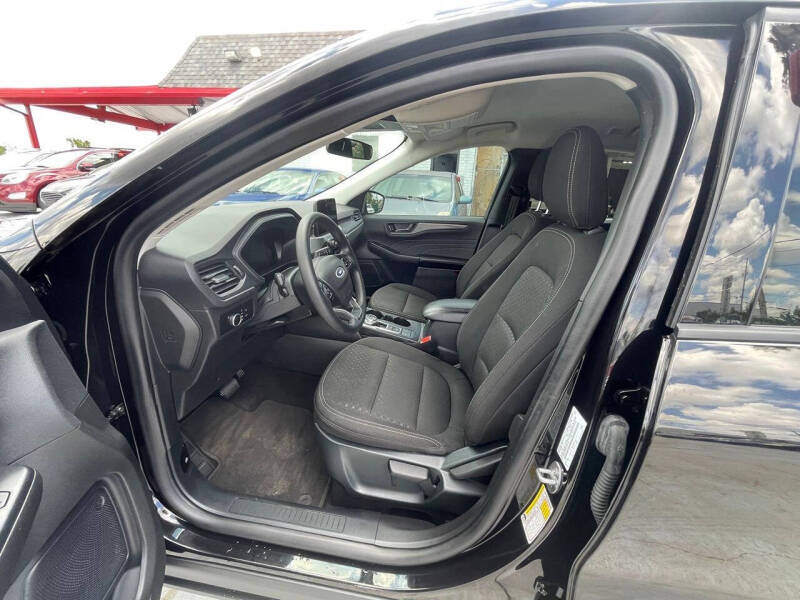 2025 Ford Escape Active