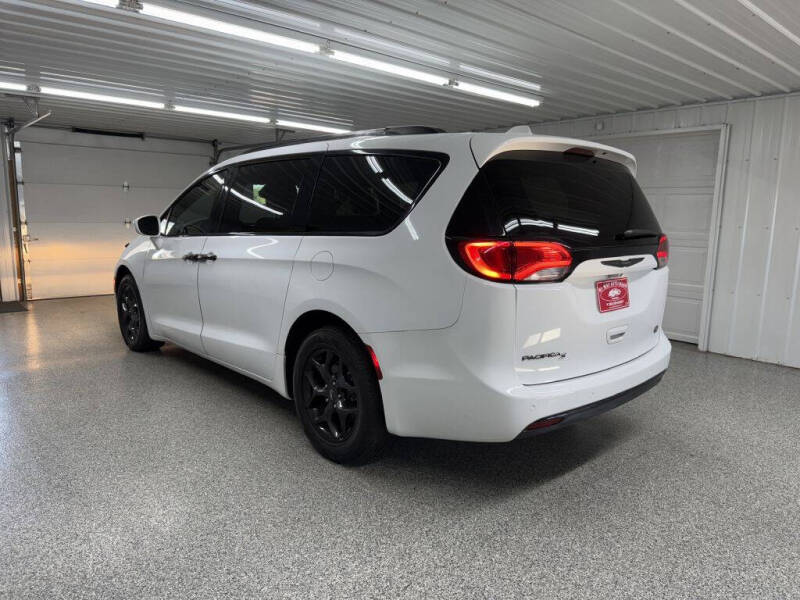 2019 Chrysler Pacifica Touring L Plus