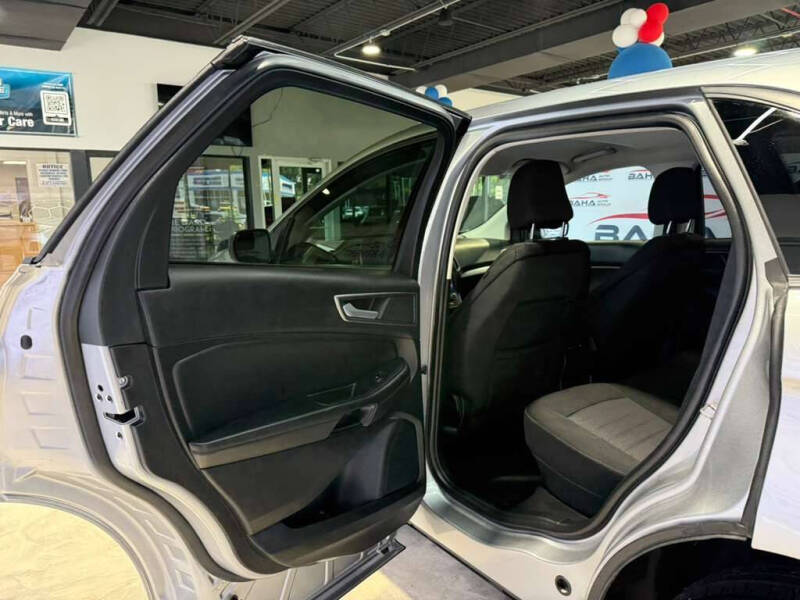 2024 Ford Edge SE