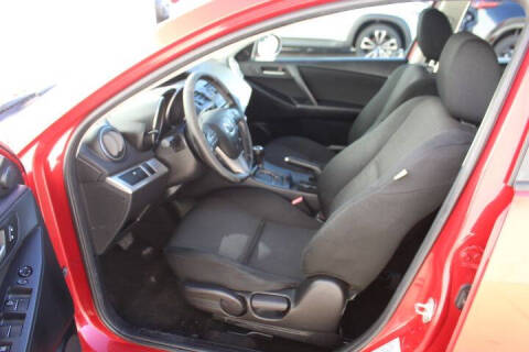 2013 Mazda MAZDA3 i Touring