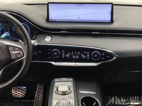 2023 Genesis GV70 2.5T Standard