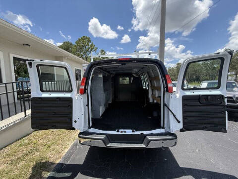 2025 GMC Savana 2500