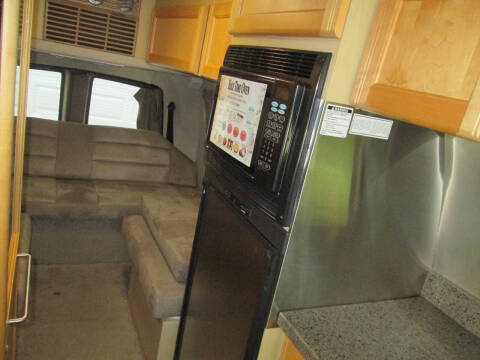 2008 Road Trek 210 Popular