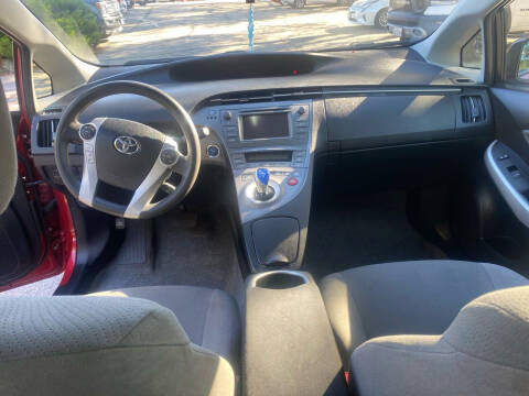 2014 Toyota Prius Five