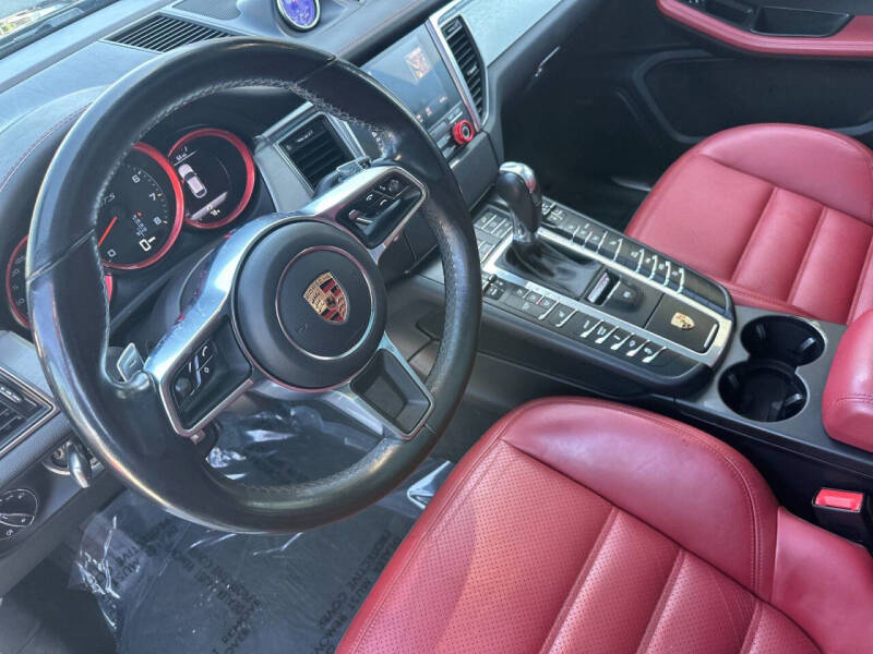 2017 Porsche Macan GTS