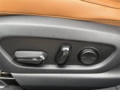 2019 Lexus UX 250h Luxury