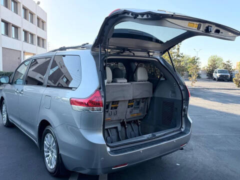 2013 Toyota Sienna