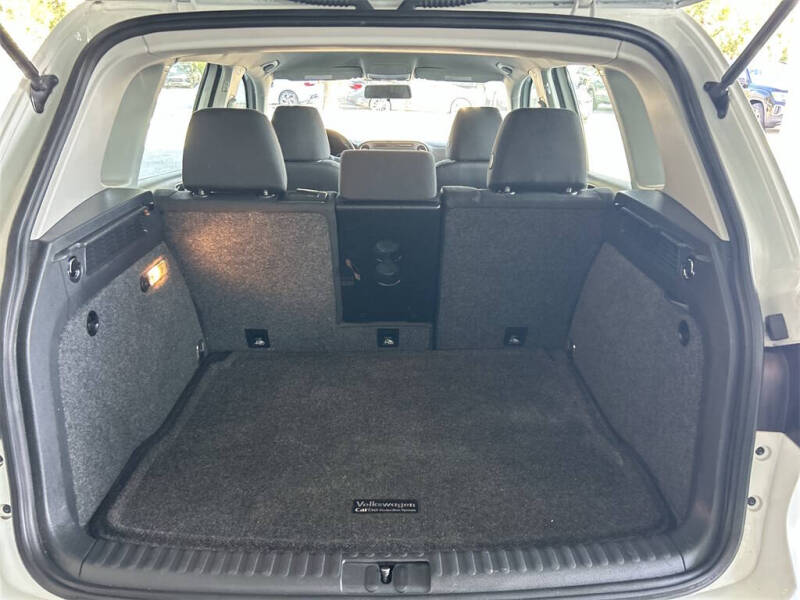 2018 Volkswagen Tiguan Limited 2.0T 4Motion