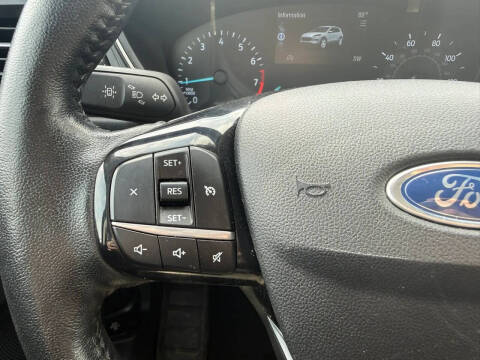 2021 Ford Escape SEL