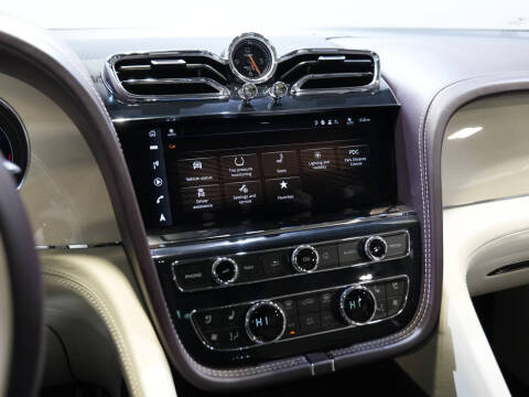 2023 Bentley Bentayga EWB