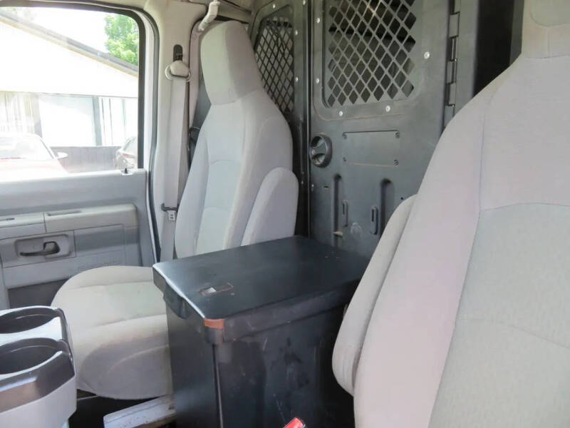 2012 Ford E-Series
