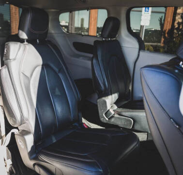 2020 Chrysler Pacifica Touring L Plus