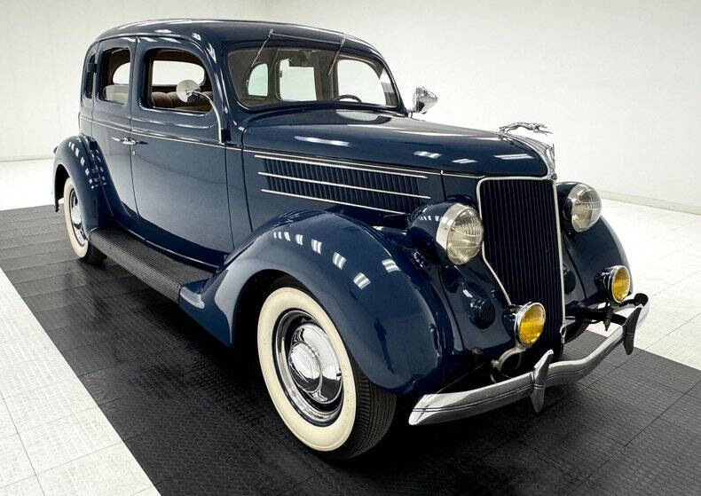 1936 Ford Deluxe