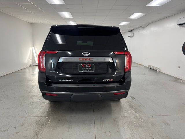 2023 GMC Yukon XL AT4