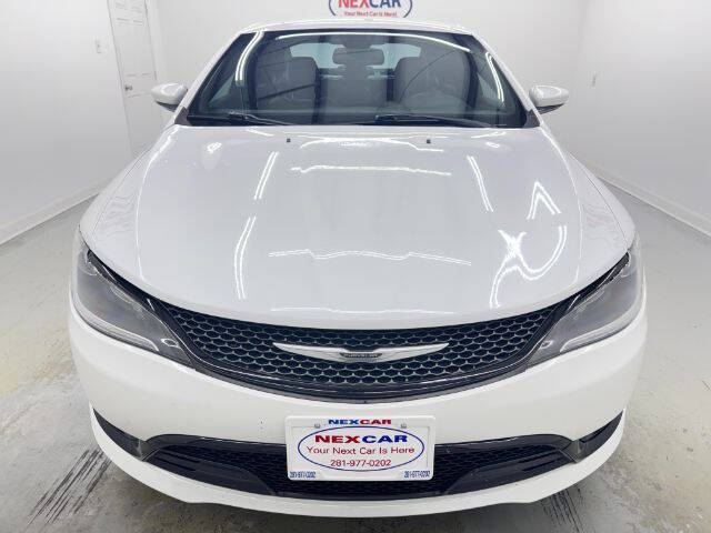 2015 Chrysler 200 S
