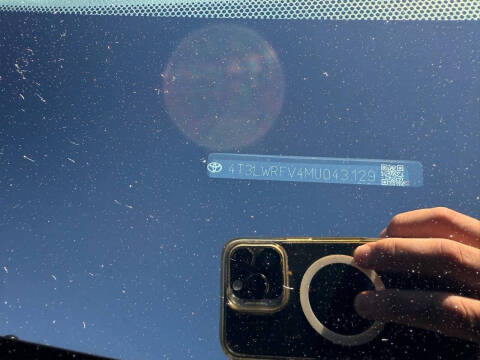 2021 Toyota RAV4 Hybrid LE