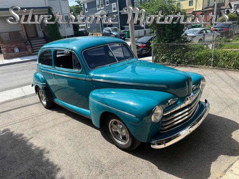 1946 Ford Super Deluxe