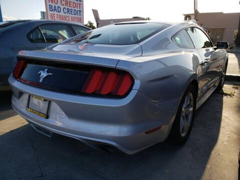2017 Ford Mustang V6