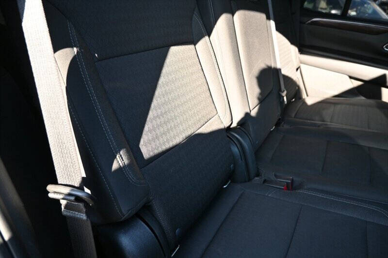 2022 GMC Yukon SLE