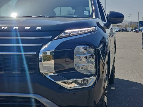 2025 Mitsubishi Outlander SEL Platinum Edition