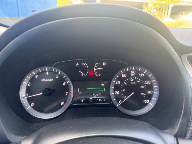 2013 Nissan Sentra SR