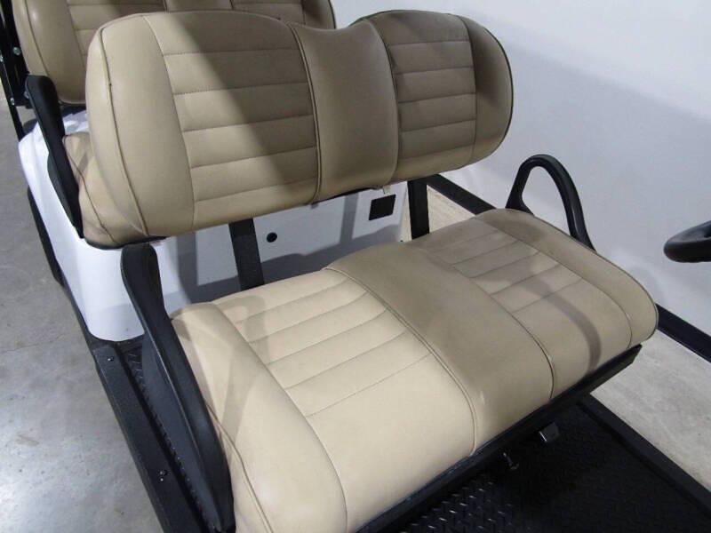 2020 E-Z-GO TXT