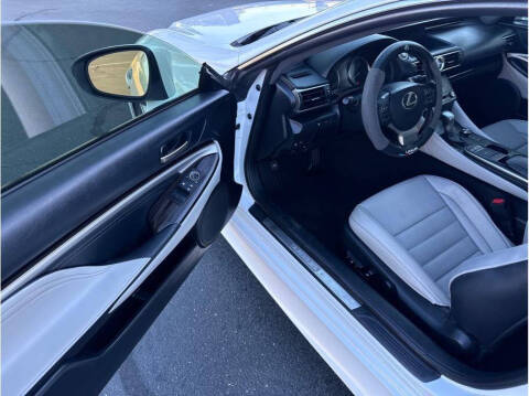 2016 Lexus RC 200t