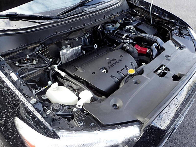 2011 Mitsubishi Outlander Sport SE