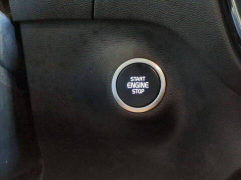 2021 Volvo XC40 T4 Momentum