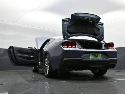 2025 Ford Mustang EcoBoost Premium