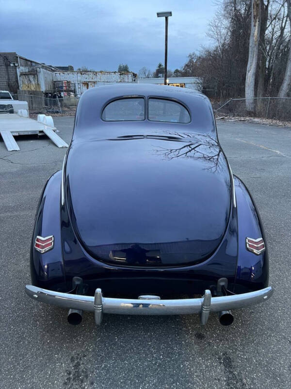 1940 Ford Deluxe
