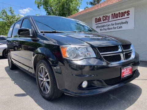 2017 Dodge Grand Caravan for sale at Oak City Motors in Garner NC