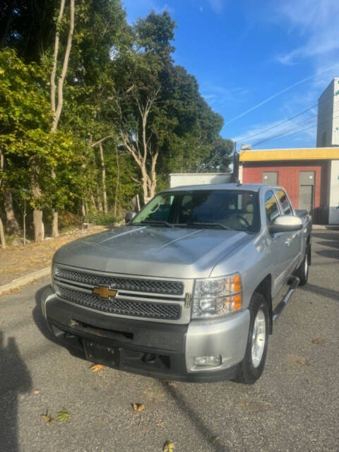 2013 Chevrolet Silverado 1500 for sale at Taktak Auto Group in Tewksbury, MA