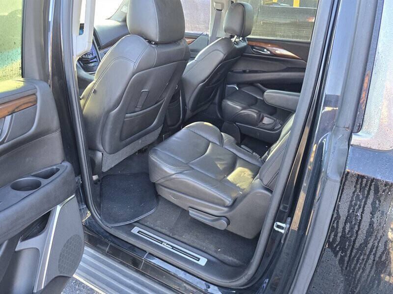 2016 Cadillac Escalade ESV Standard