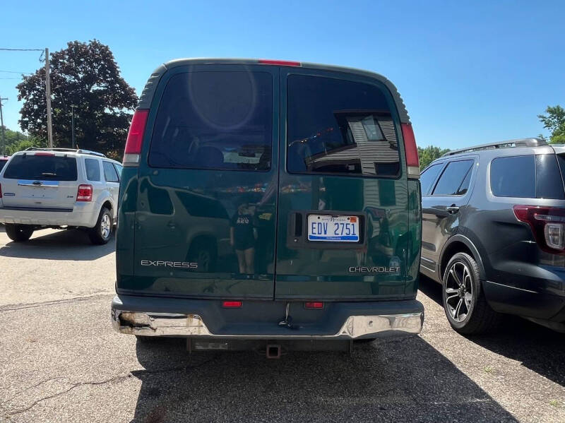 1997 Chevrolet Express G1500 LS