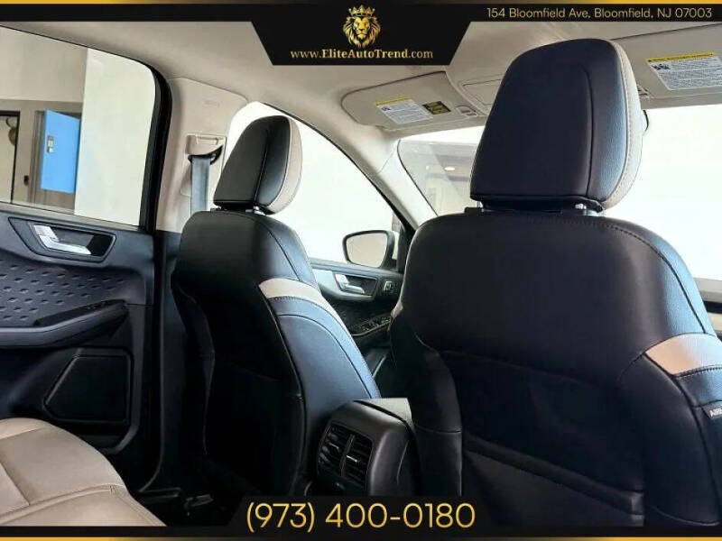 2020 Ford Escape SEL