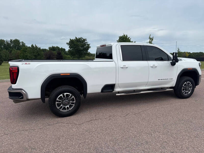 2025 GMC Sierra 3500HD SLE