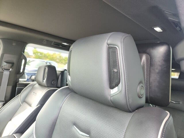 2025 Cadillac Escalade ESV Premium Luxury