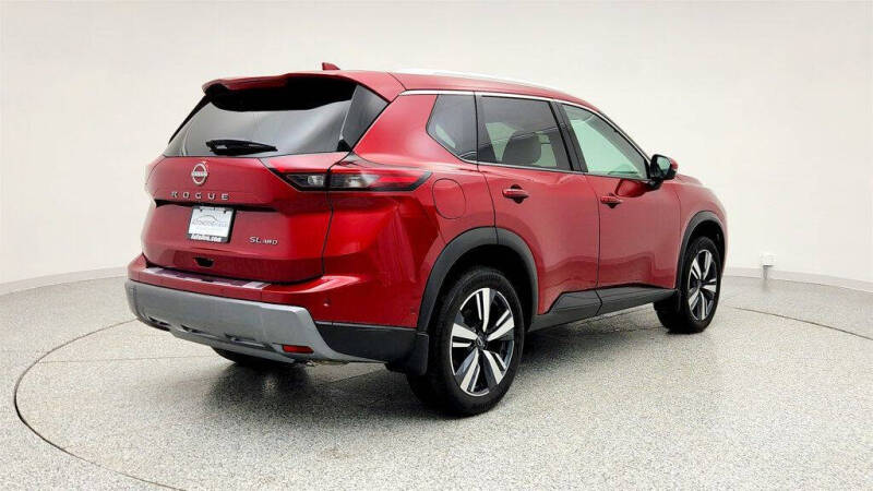 2025 Nissan Rogue SL