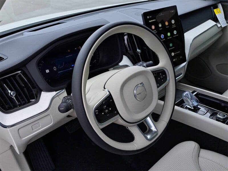 2026 Volvo XC60 B5 Ultra