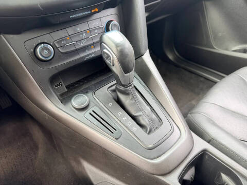 2015 Ford Focus SE