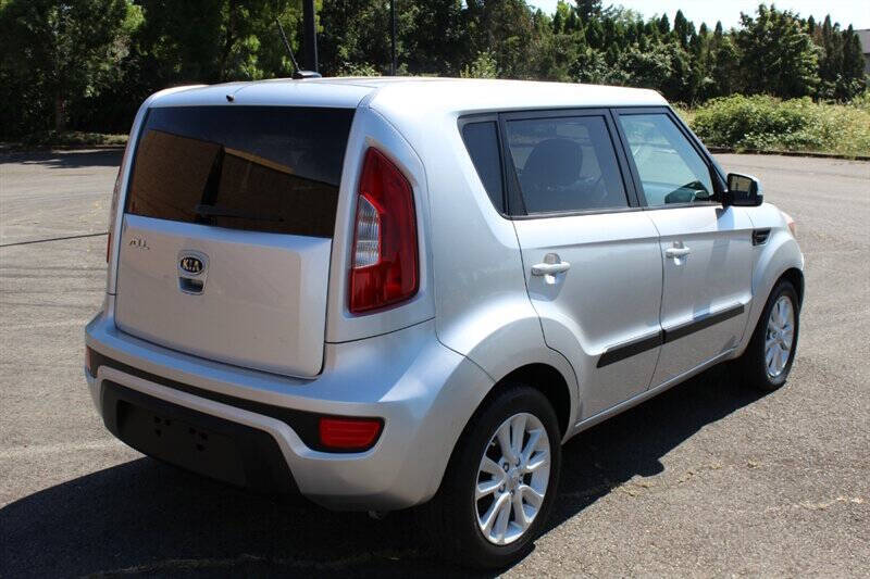 2012 Kia Soul +