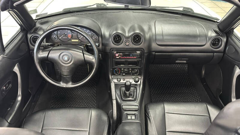 2000 Mazda MX-5 Miata