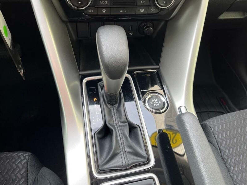 2018 Mitsubishi Eclipse Cross LE