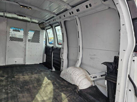 2017 Chevrolet Express 2500