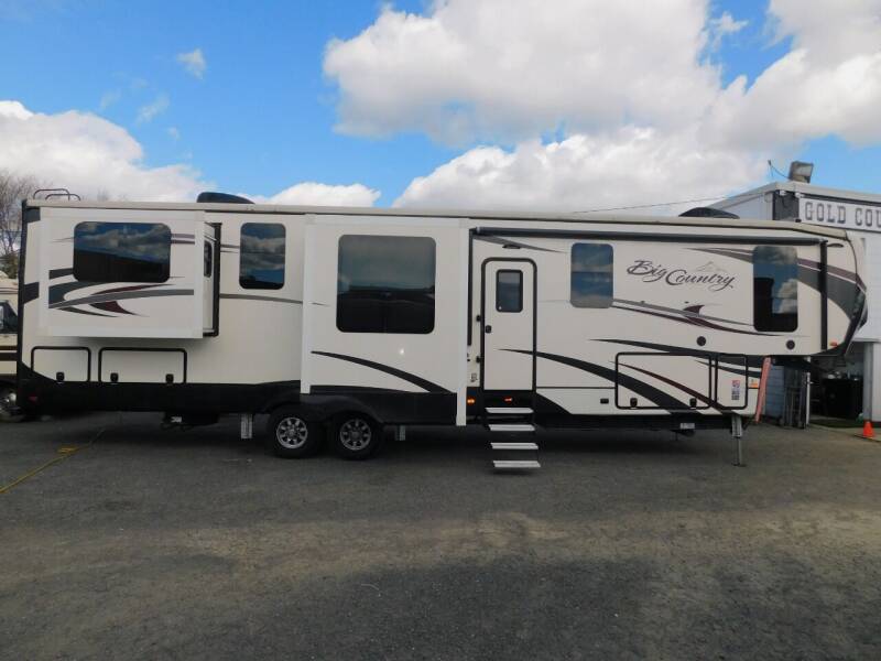 2018 Heartland BIG COUNTRY 4011ERD for sale at Gold Country RV in Auburn CA