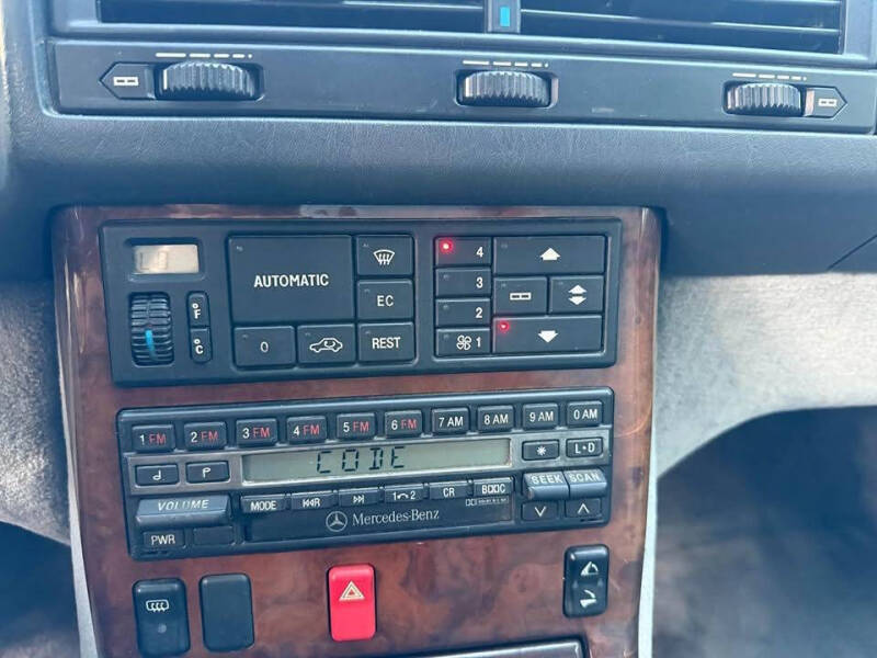 1993 Mercedes-Benz 300-Class 300 SL