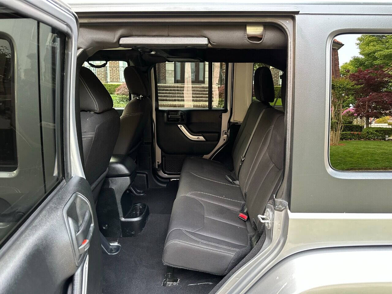 2018 Jeep Wrangler JK Unlimited  - $27,900