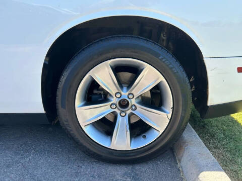 2015 Dodge Challenger SXT