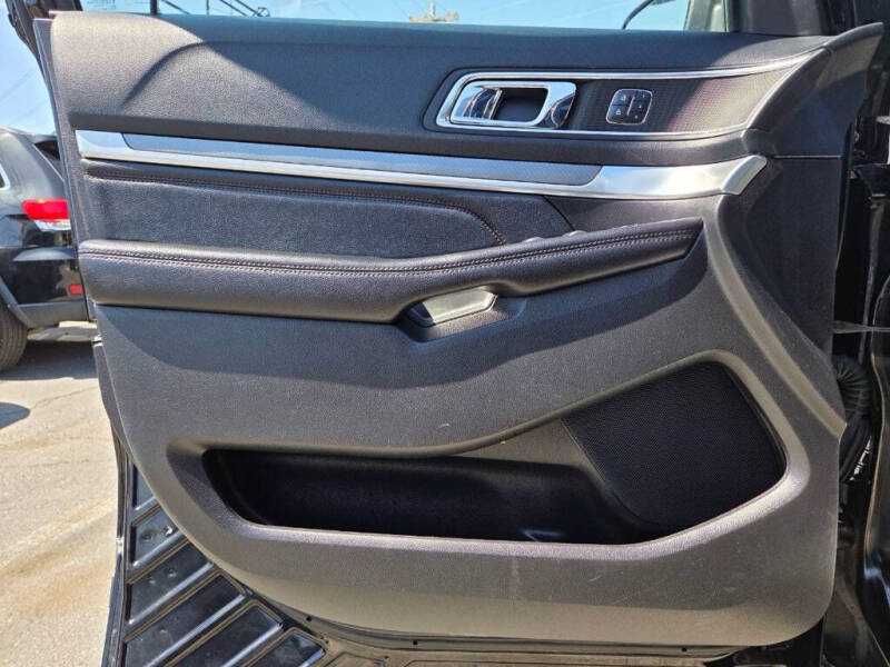 2016 Ford Explorer Sport